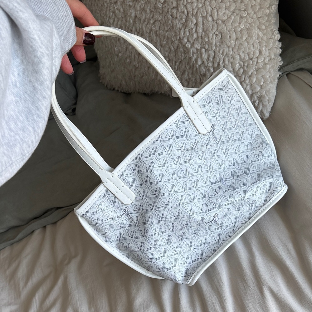 Elegant White Tote Bag